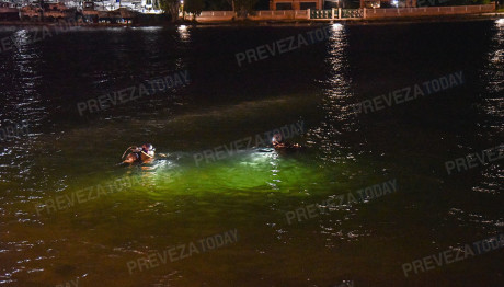 Πρέβεζα: Αυτοκίνητο με τρεις γυναίκες έπεσε στη θάλασσα, νεκρή η μία