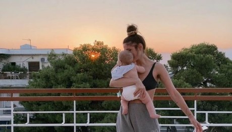 Μαίρη Συνατσάκη