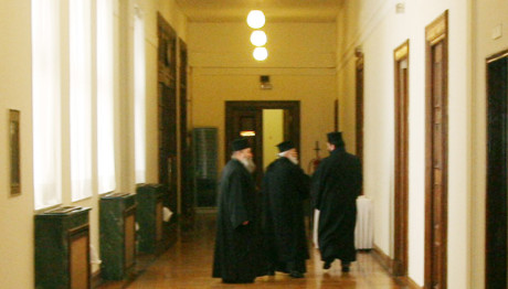 Αιτωλικό: Καβγάς Παππάδων Για Τα Πρόβατα