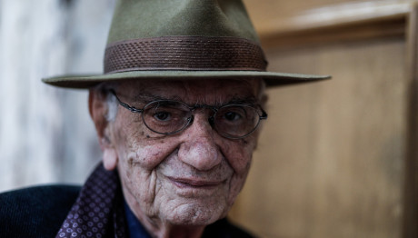 Πέθανε Ο Συγγραφέας Βασίλης Βασιλικός