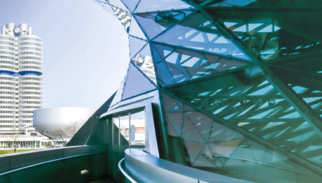 Συνεργασία BMW και Mercedes για δίκτυο φόρτισης