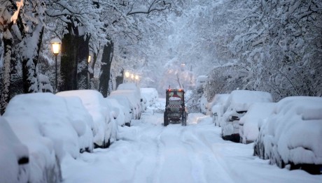 Γερμανία: Σφοδρή Κακοκαιρία Με Χιόνια Πλήττει Το Μόναχο