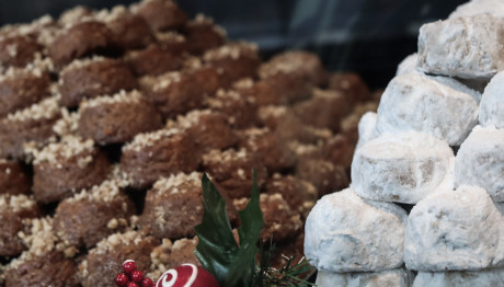 «Καλάθι των Χριστουγέννων»: Οι 8 κατηγορίες τροφίμων - Πότε μπαίνει σε ισχύ