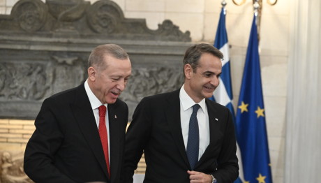 Το μενού του γεύματος Μητσοτάκη - Ερντογάν και τα δώρα του Τούρκου Προέδρου