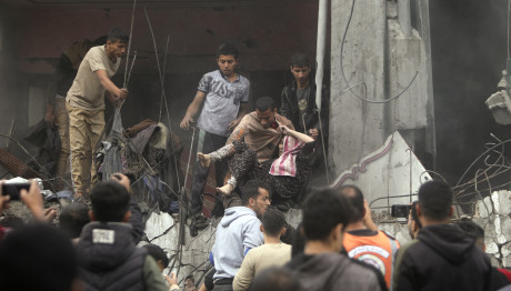 Πόλεμος στο Ισραήλ: Αγγίζουν τους 18.000 οι νεκροί Παλαιστίνιοι στη Γάζα