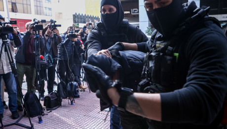 Ρέντη: Συγκλονίζει Ο Πατέρας Του Αστυνομικού