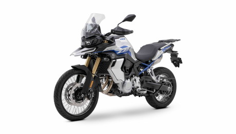 VOGE DS900X: Το «φούλαραν» εξοπλισμό με έκπτωση στην τιμή