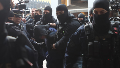 Ρέντη: Ταυτοποιήθηκε DNA του αδερφού του 18χρονου