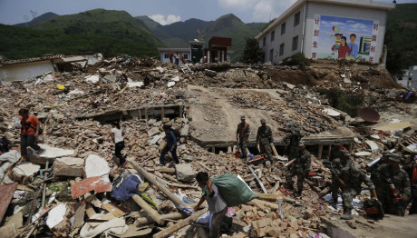 Μεγάλος Σεισμός Στην Κίνα Με Δεκάδες Νεκρούς Και Τραυματίες