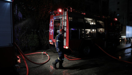 Σαλαμίνα: Απανθρακωμένη σορός μετά από φωτιά σε μονοκατοικία