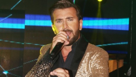 Λιάνα Εύα Αμούτζα: Ο Αποχαιρετισμός Του Πετρέλη