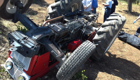Πιερία: Νεκρός 52χρονος - Έπεσε Με Το Τρακτέρ Του Σε Χαράδρα