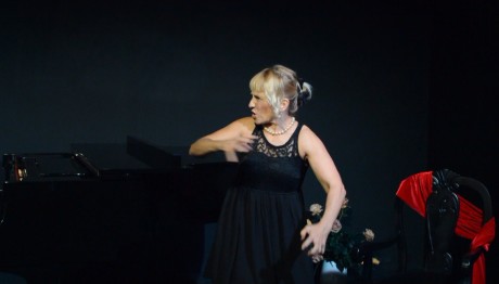 Θέατρο: Ο Κύκλος Που Δεν Κλείνει ΣΤΟ ΕΝ-Α