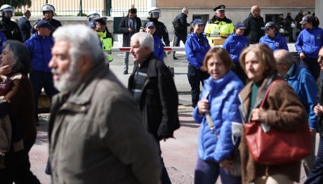 Συντάξεις Φεβρουαρίου: Ανατροπή Με Την Πληρωμή Τους