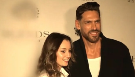 Σπαλιάρας - Αγγελική