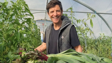 Σάκης Ρουβάς