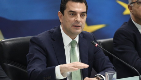 Κώστας Σκρέκας: Αυτά είναι τα τέσσερα μέτρα κατά της ακρίβειας