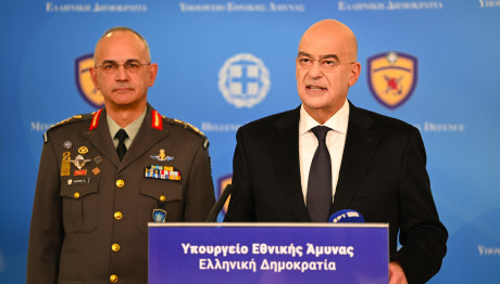 Δένδιας με νέο Αρχηγό ΓΕΕΘΑ