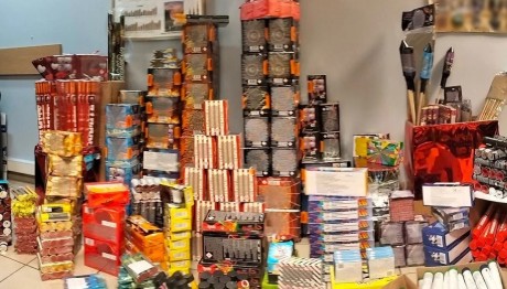 Θεσσαλονίκη: Συνελήφθη 54χρονη Για Παράνομα Πυροτεχνικά