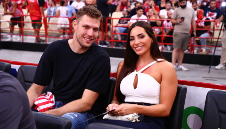 Νικόλ Ελευθεριάδου