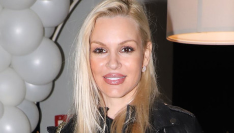 Βίκυ Κάβουρα