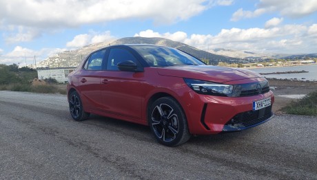 Δοκιμάζουμε το νέο Opel Corsa 1.2 Turbo AT8