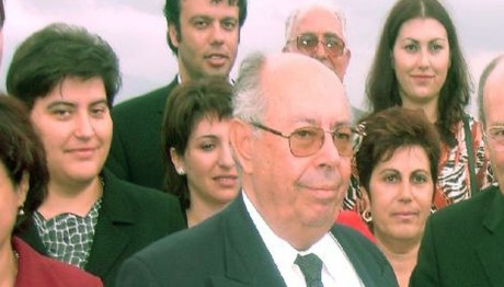 Άρις Μπουλούκος