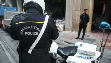 Σύλληψη Αρχιφύλακα Για Την Απώλεια Όπλων- Περίστροφων Από ΑΤ