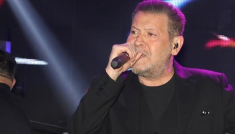 Πέθανε Ο Χάρης Κωστόπουλος