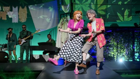 Η Μαριχουάνα Της Μαμάς Είναι Η Καλύτερη