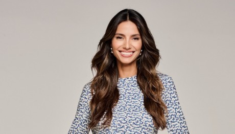 Shopping Star: Πώς Το Δερμάτινο Φόρεμα Γίνεται Ρομαντικό;