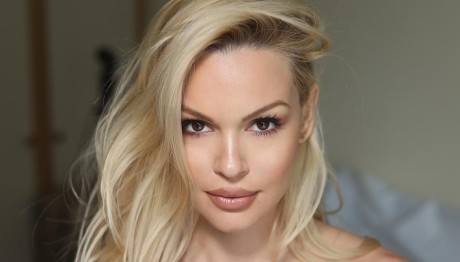 Βίκυ Κάβουρα