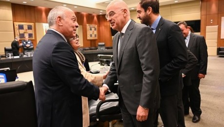 Δένδιας Διακόπουλος