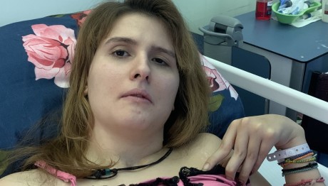 Μυρτώ της Πάρου: Ξέσπασε Η Μητέρα Της - Ποιος Νοιάζεται;