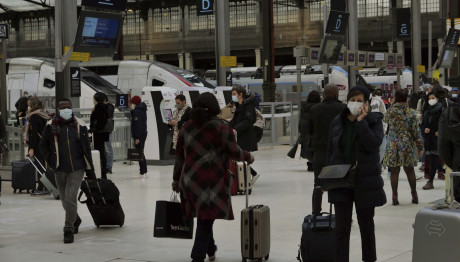 Παρίσι: Ένοπλη Επίθεση Σε Σιδηροδρομικό Σταθμό