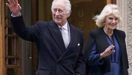 Το Πρώτο Μήνυμα Του Καρόλου