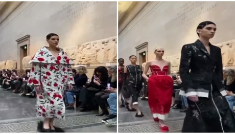 Λονδίνο: Fashion show στην αίθουσα με τα Γλυπτά του Παρθενώνα- Oργή Μενδώνη