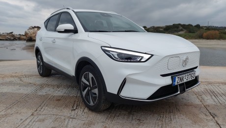Δοκιμάζουμε το νέο ηλεκτρικό MG ZS EV