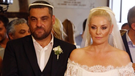 Μουτάφη: H άψογη σχέση με την πρώην σύζυγο και τις κόρες του άντρα της