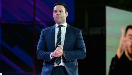 Κασσελάκης: Ιδιοκτήτης Αλλοδαπών Εταιριών - Τι απαντά