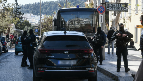 Τρομοκρατία: Ποινική Δίωξη Στους 10 Συλληφθέντες