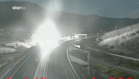 Τέμπη: «Πέταξαν την τέφρα των ανθρώπων μας»