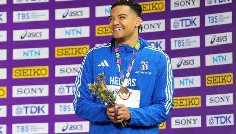 Εμμανουήλ Καραλής: Χάλκινο Μετάλλιο Στο Επί Κοντώ