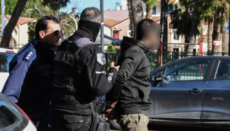 Άργος: Στον Ανακριτή Ο Άνδρας Που Ξυλοκόπησε Τη Σύζυγό Του