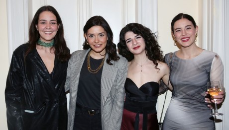 Οι Ψυχοκόρες Σε Βραδινή Έξοδο