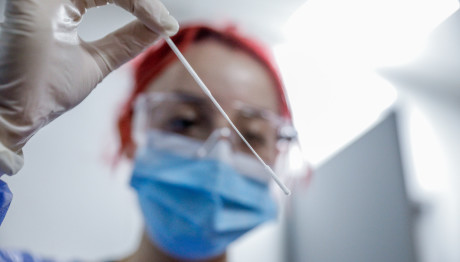 ΕΟΔΥ: 12 Θάνατοι Από Covid Και 2 Από Γρίπη