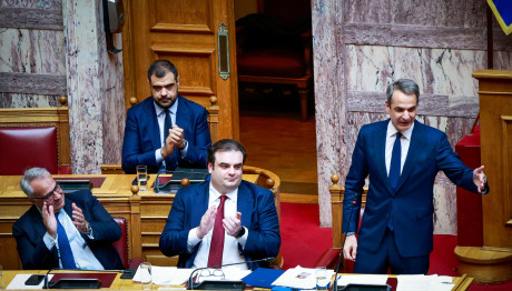 Μη Kρατικά ΑΕΙ: Πέρασε Mε 159 «Nαι» Tο Nομοσχέδιο