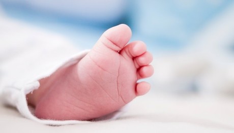 Τραγωδία Στην Πάτρα: 2.5 Μηνών Βρέφος Βρέθηκε Νεκρό