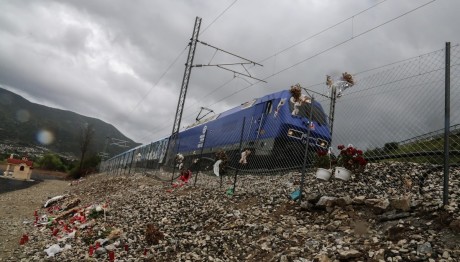 Τέμπη τρένο