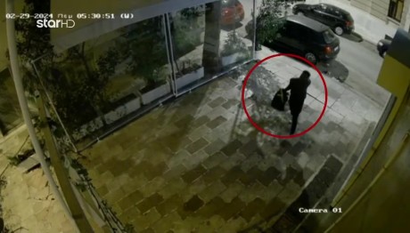 Εξάρχεια: Η Περιγραφή Της 36χρονης Για Τη Ληστεία Σπίτι Της